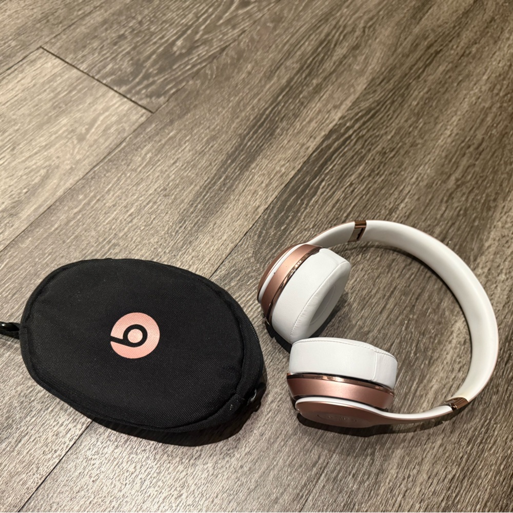 Beats headphones solo 3